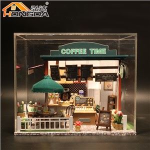 Miniatuur poppenhuiswinkel